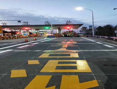 云南云南高速道路划线施工